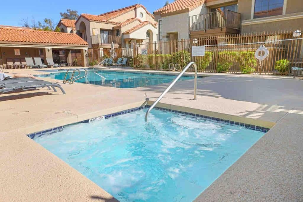 טמפה The Cool Cactus Condo With Pool And Jacuzzi מראה חיצוני תמונה